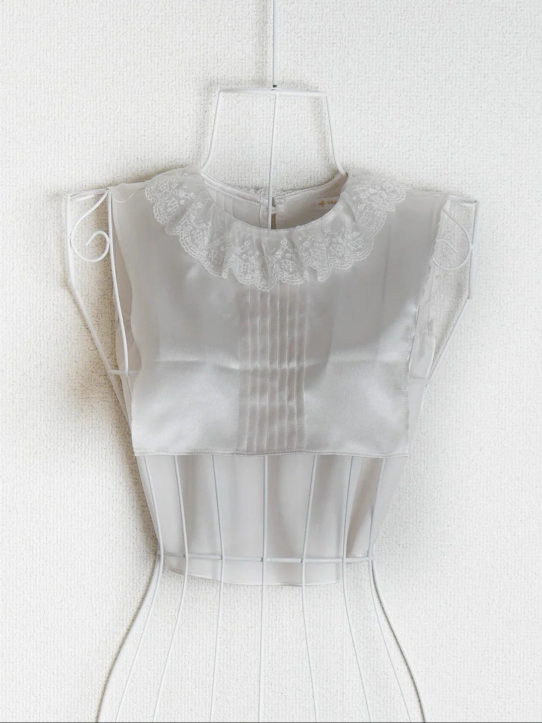 [Victorian maiden] Victorian Maiden Premiere Satin Yoke Color Cream/Black