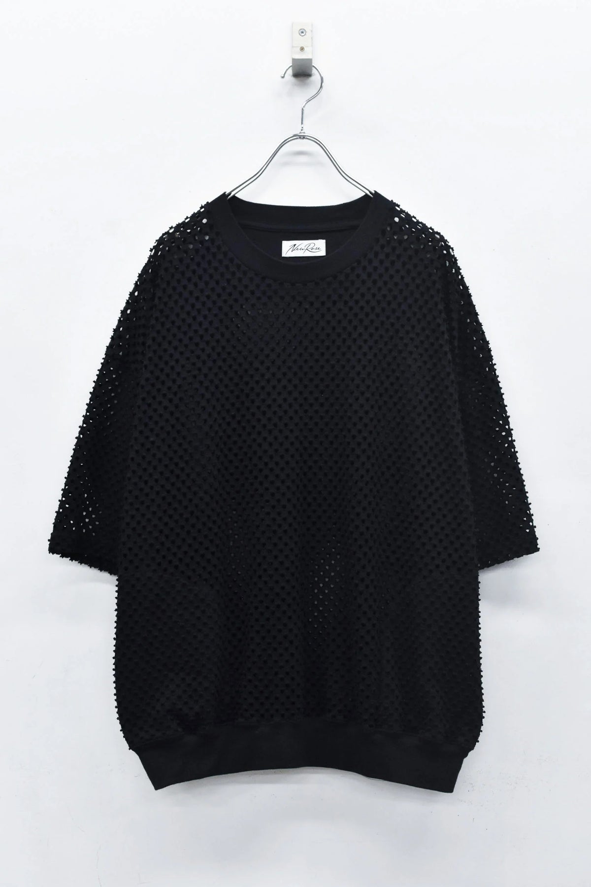 【New Rose】　Punched Fabric Side Pocket T-shirt