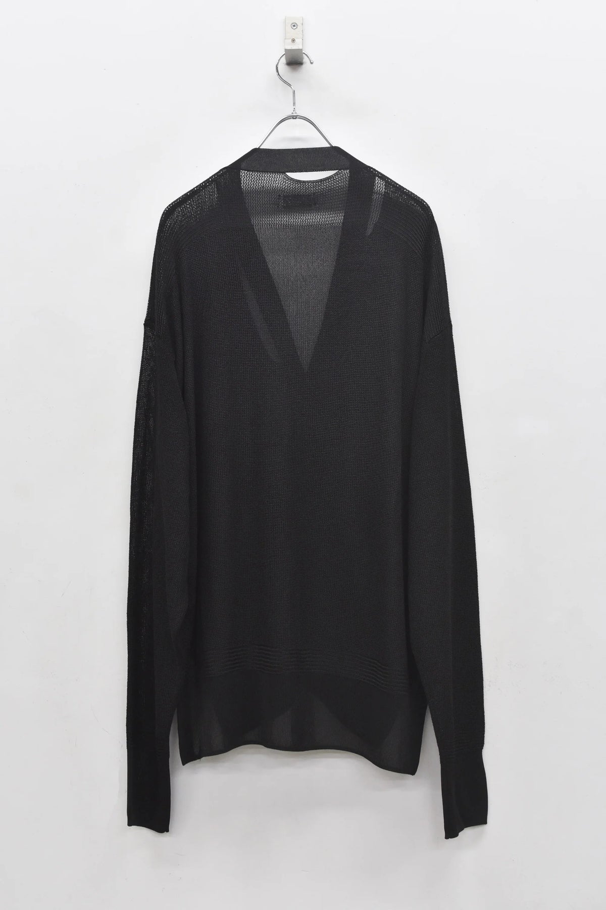 [New Rose]★Now accepting reservations★COMMANDO V NECK CARDIGAN