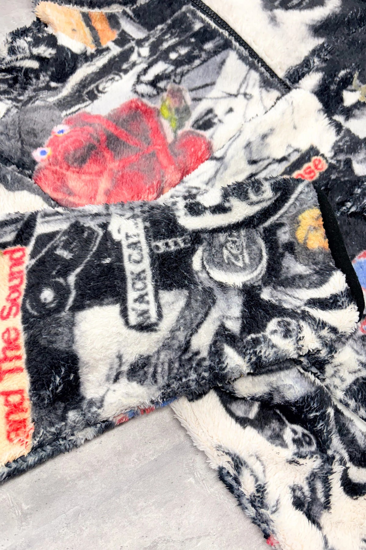【New Rose】　FLEECE HALF ZIP UP BLOUSON / all-over print