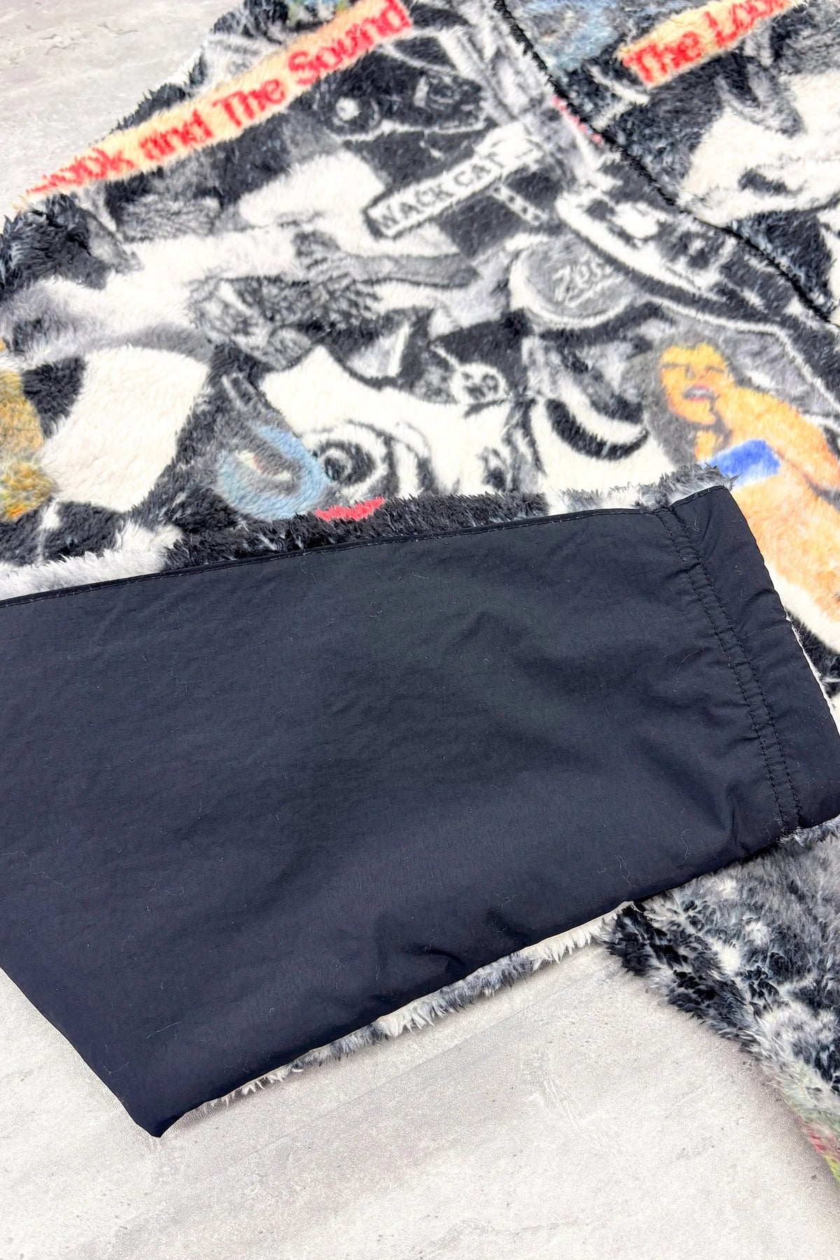【New Rose】　FLEECE ZIP UP BLOUSON / all-over print