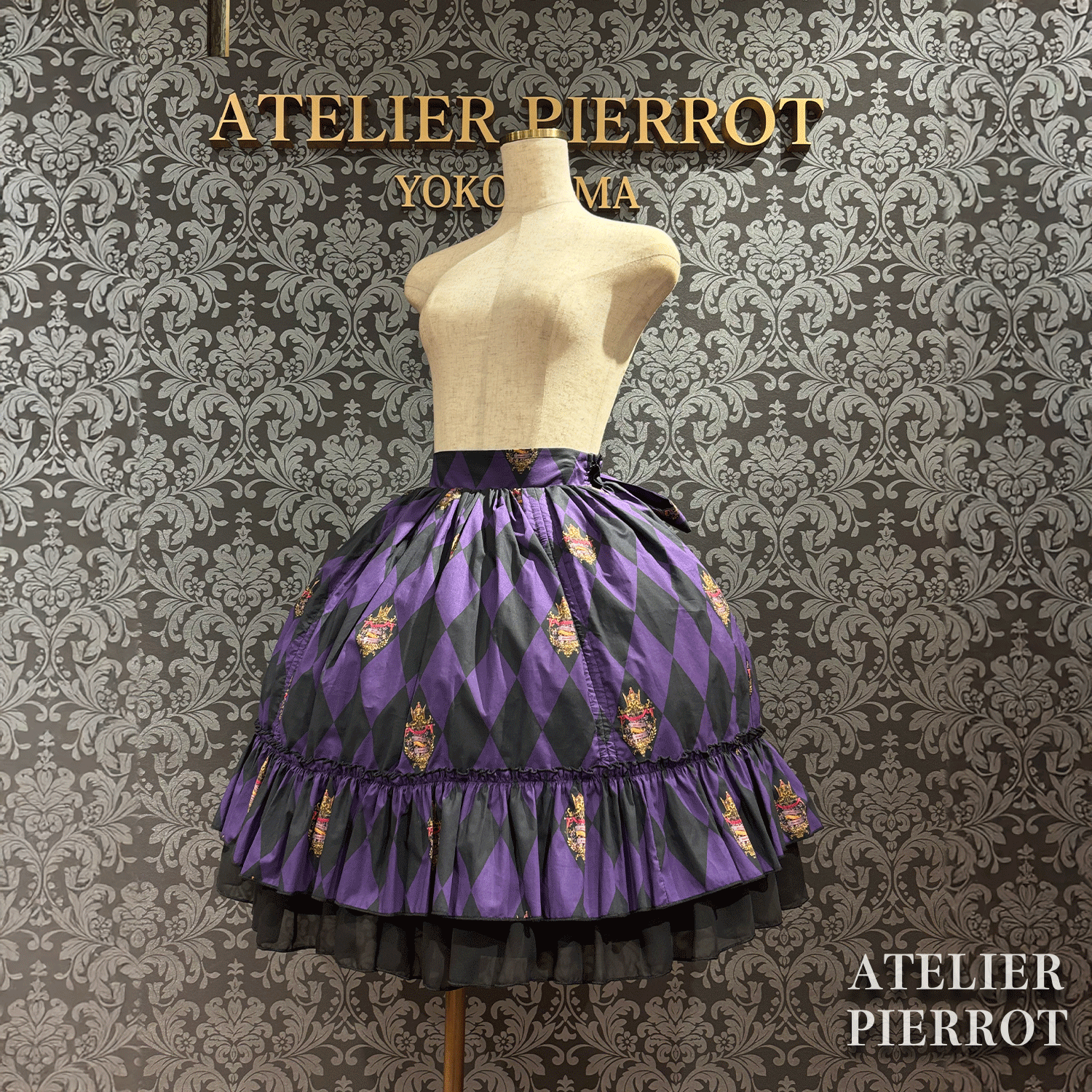 【ATELIER PIERROT】　"Diamond Circus"Skirt    白×白/ワイン/パープル/グリーン/黒×白