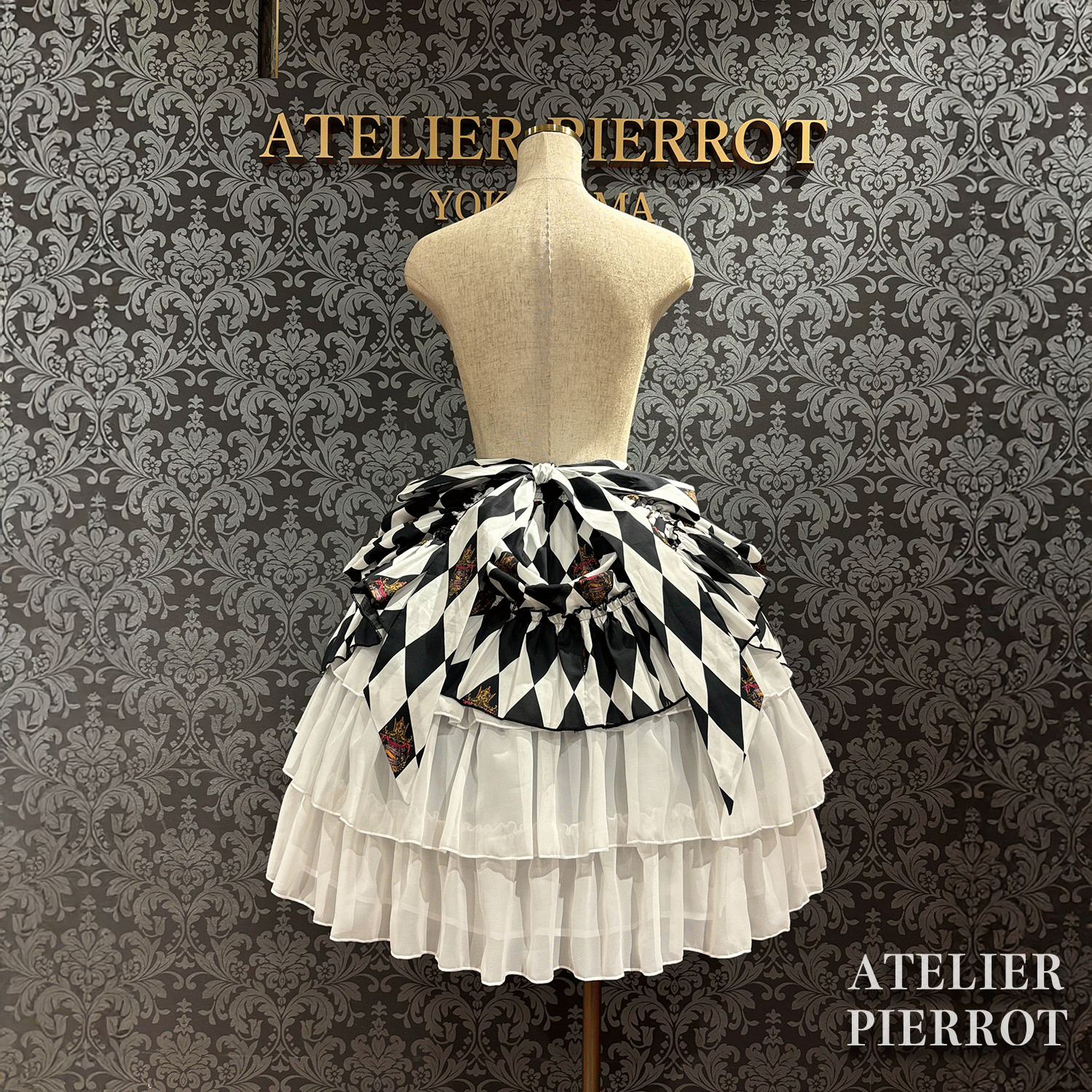 【ATELIER PIERROT】　"Diamond Circus"Skirt    白×白/ワイン/パープル/グリーン/黒×白　★3月中旬発売★