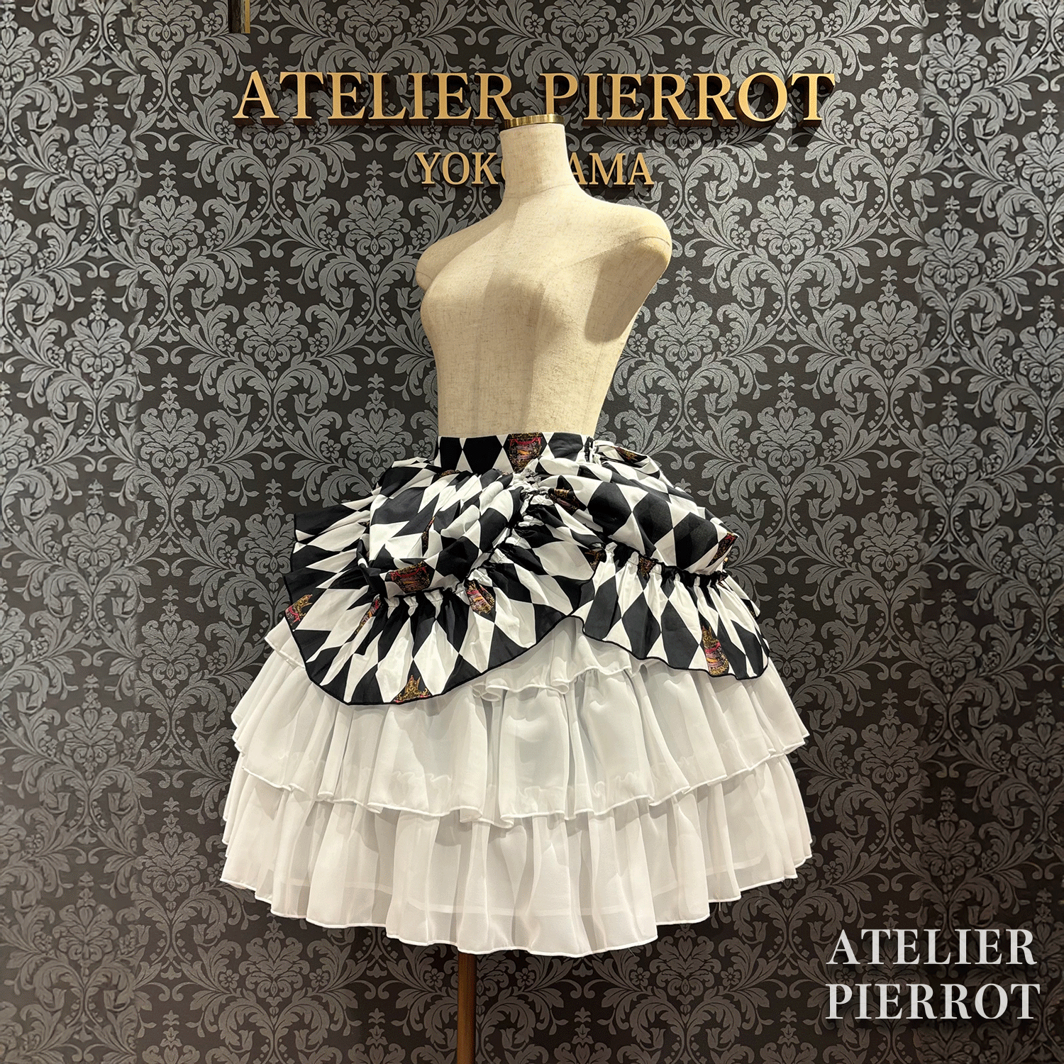 【ATELIER PIERROT】　"Diamond Circus"Skirt    白×白/ワイン/パープル/グリーン/黒×白