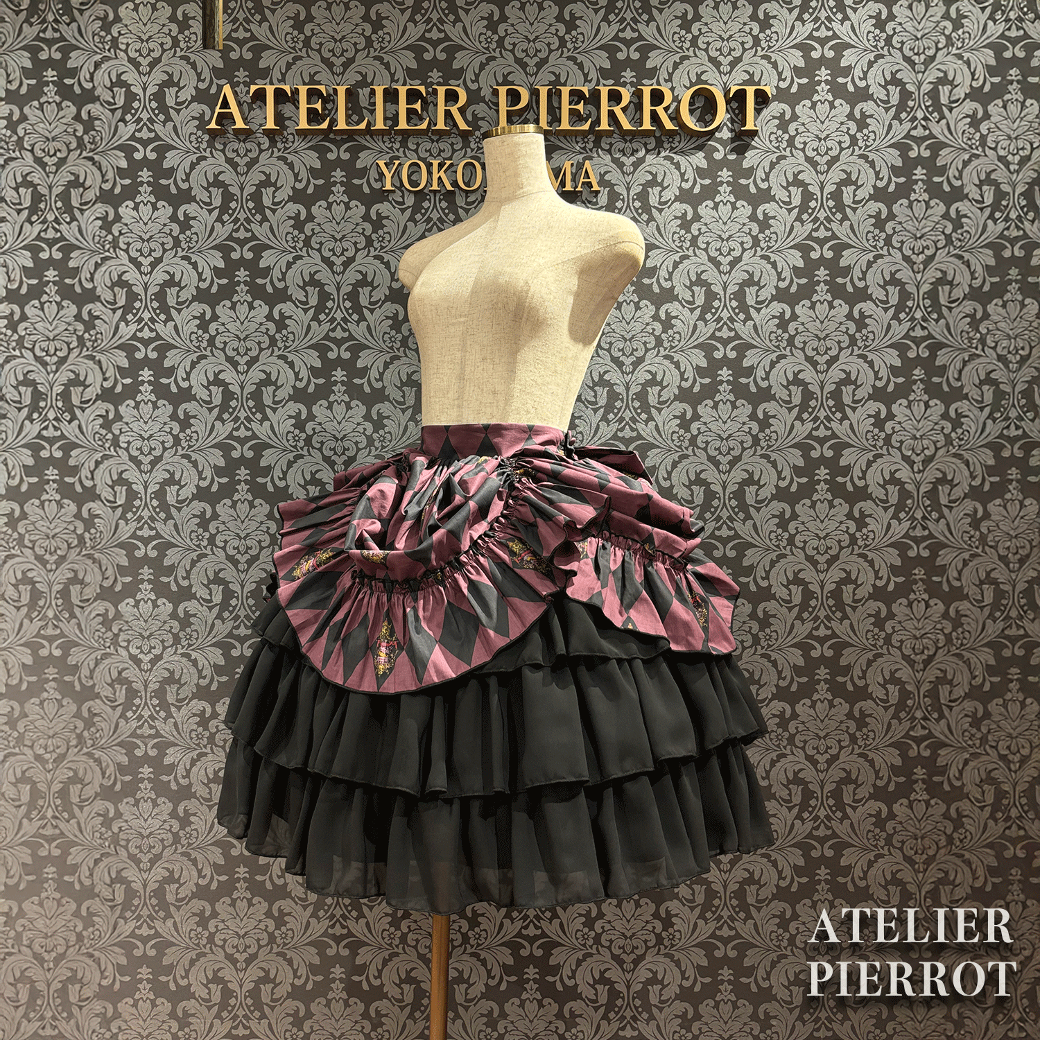 【ATELIER PIERROT】　"Diamond Circus"Skirt    白×白/ワイン/パープル/グリーン/黒×白